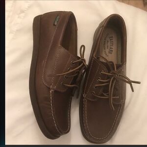 EASTLAND BROWN LEATHER DOCK SHOES.  NEW.